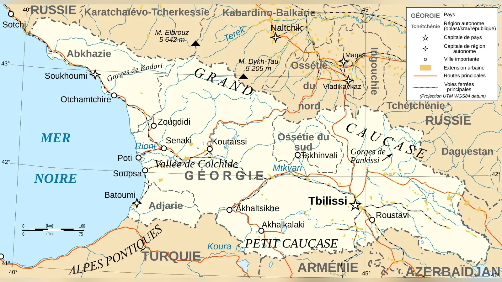 Carte de la Géorgie avec les villes principales (Tbilissi, Batoumi, Koutaïssi, Soukhoumi), le Grand Caucase, les routes, les voies ferrées et la mer Noire